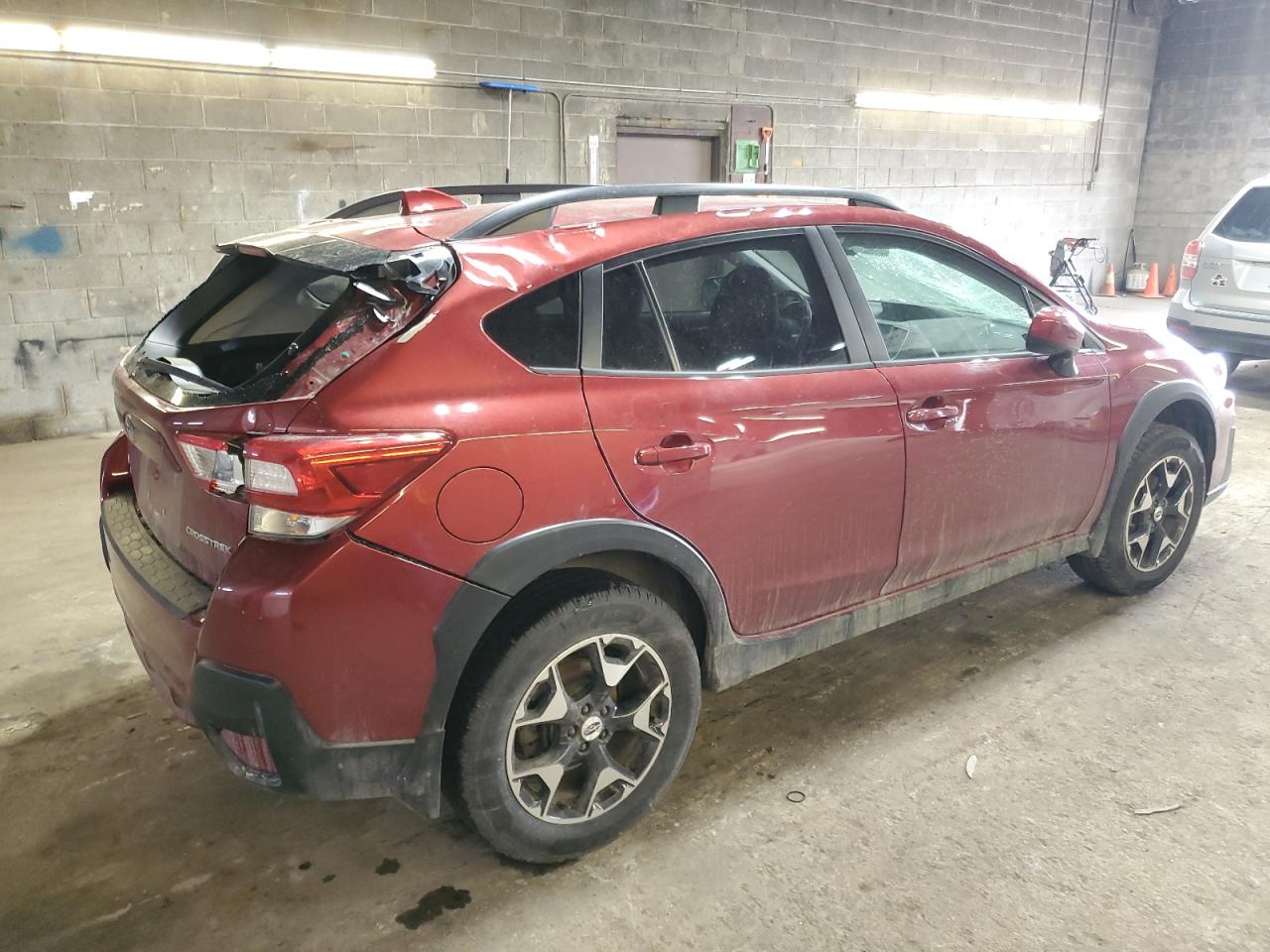 2018 Subaru XV VIN JF2GTABC1JH309905 Copart auction photo, top/roof / rear end damage thumbnail 3