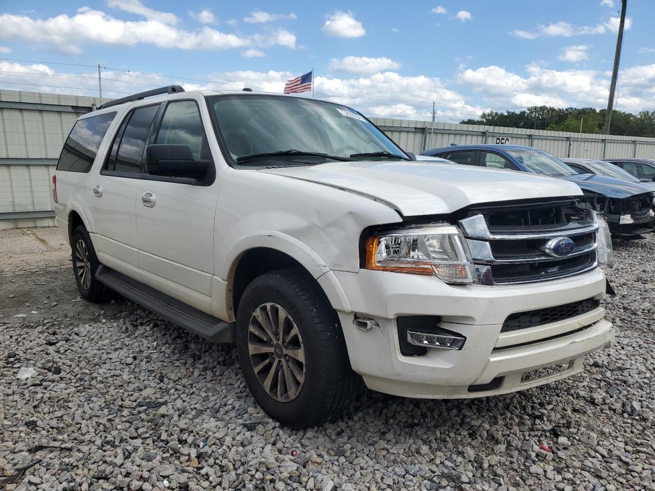 2017 Ford Expedition VIN 1FMJK1HT1HEA68871 Copart auction photo, front end / minor dent/scratches damage thumbnail 4