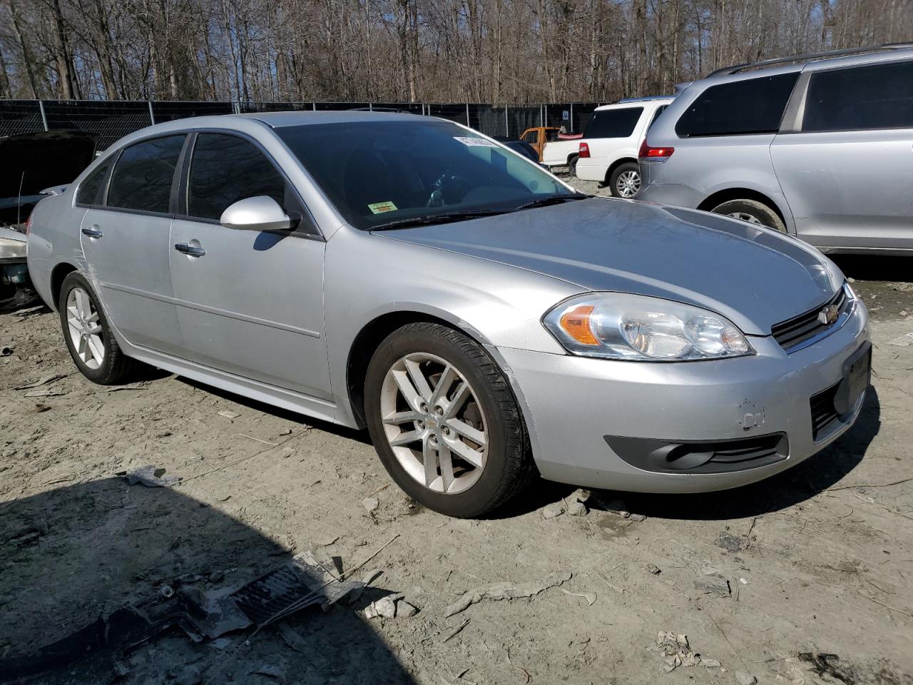 2011 Chevrolet Impala VIN 2G1WC5EM5B1173605 Copart auction photo, minor dent/scratches damage thumbnail 4