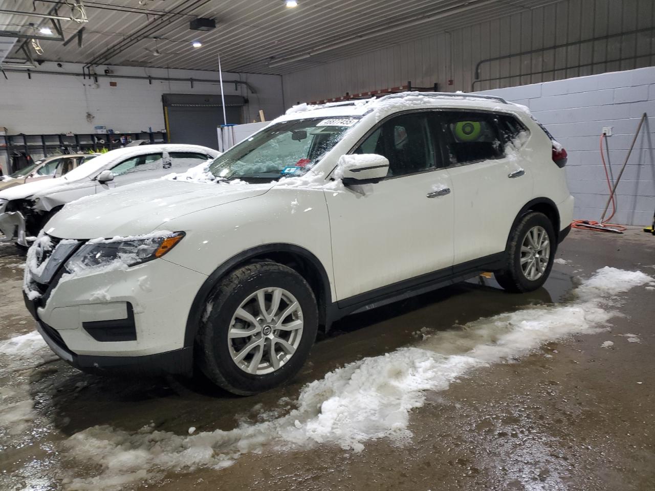 2017 Nissan Rogue VIN 5N1AT2MT5HC752584