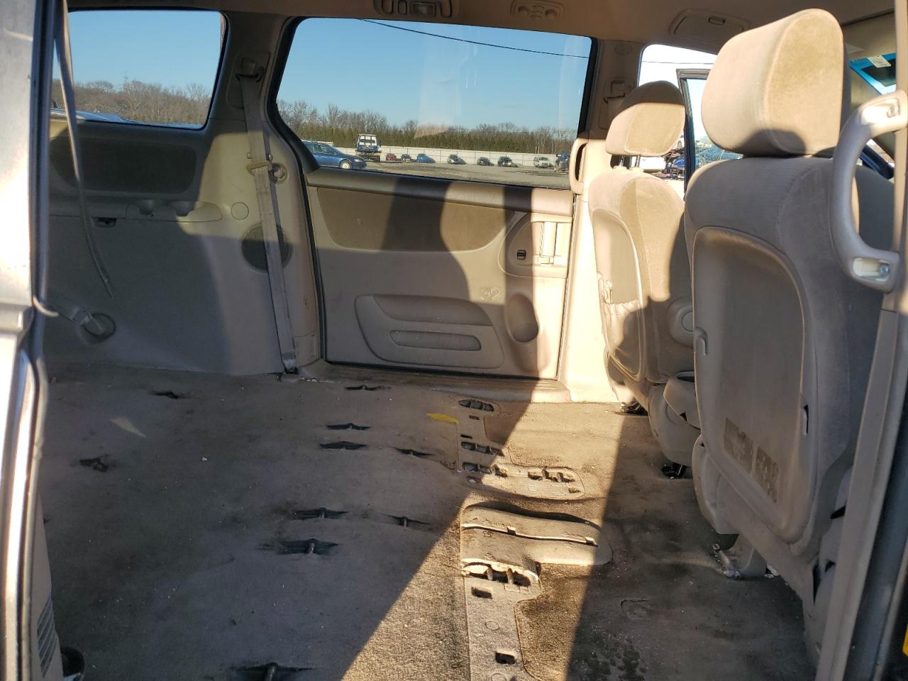 2004 Toyota Sienna VIN 5TDZA23C64S085807 Copart auction photo, front end / rear end damage thumbnail 10