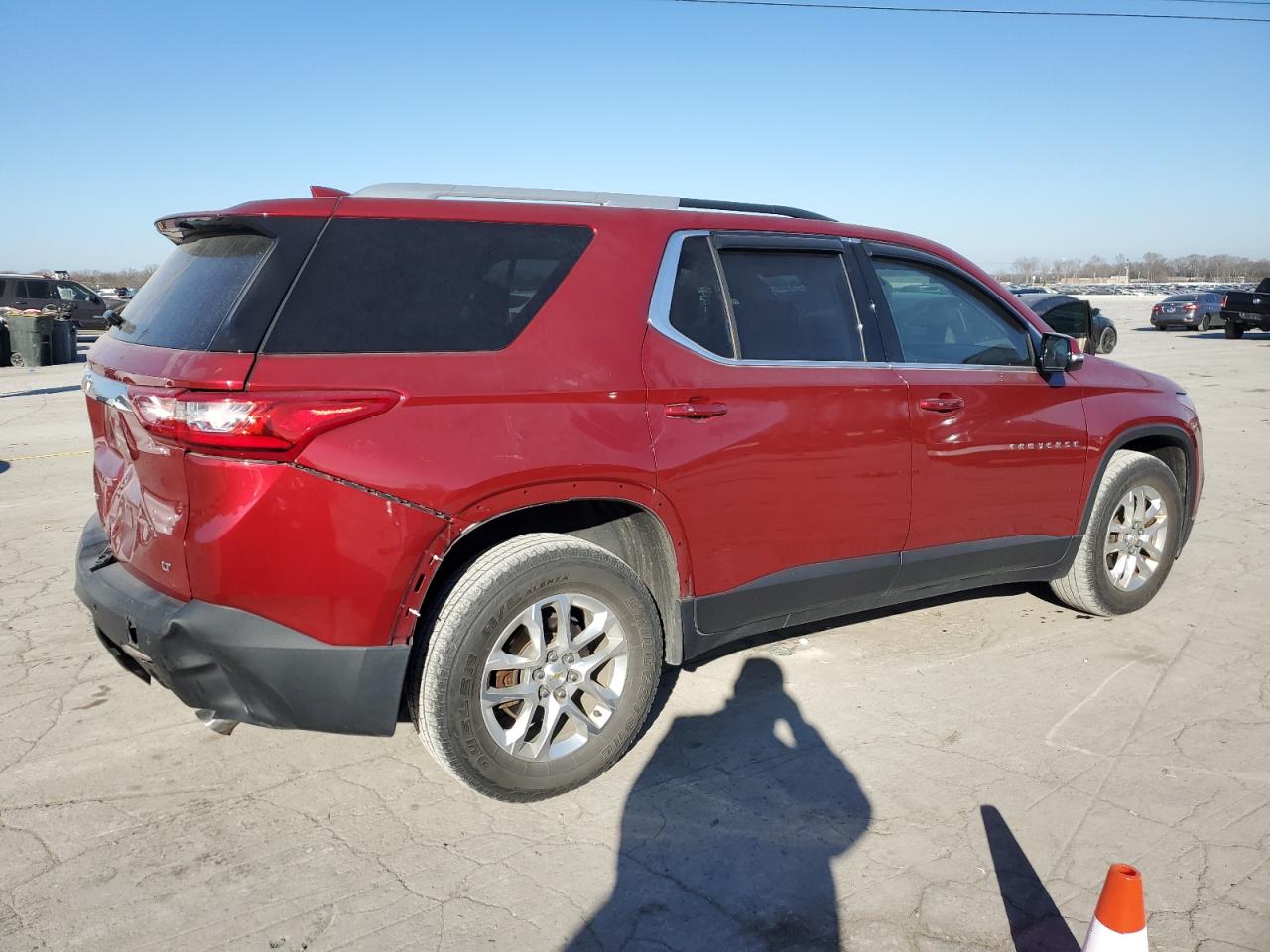 2018 Chevrolet Traverse VIN 1GNEVGKW8JJ175813 Copart auction photo, all over damage thumbnail 3