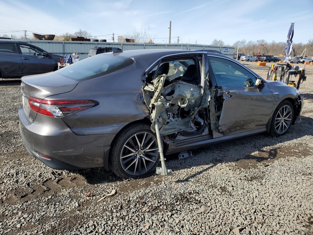 2021 Toyota Camry VIN 4T1F31AK6MU557108 Copart auction photo, all over damage thumbnail 3