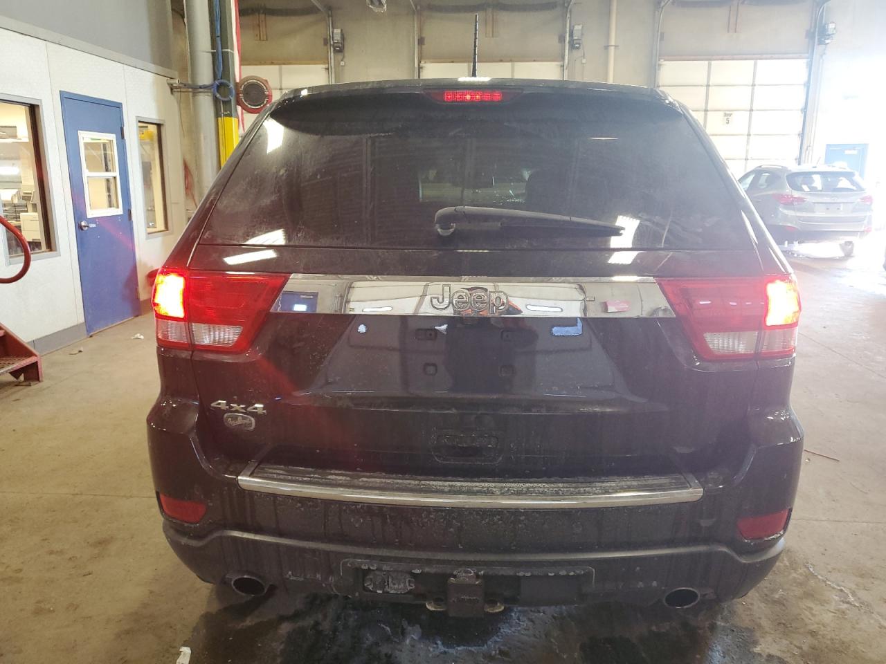 2013 Jeep Grand Cherokee VIN 1C4RJFCT1DC545335 Copart auction photo, front end damage thumbnail 6