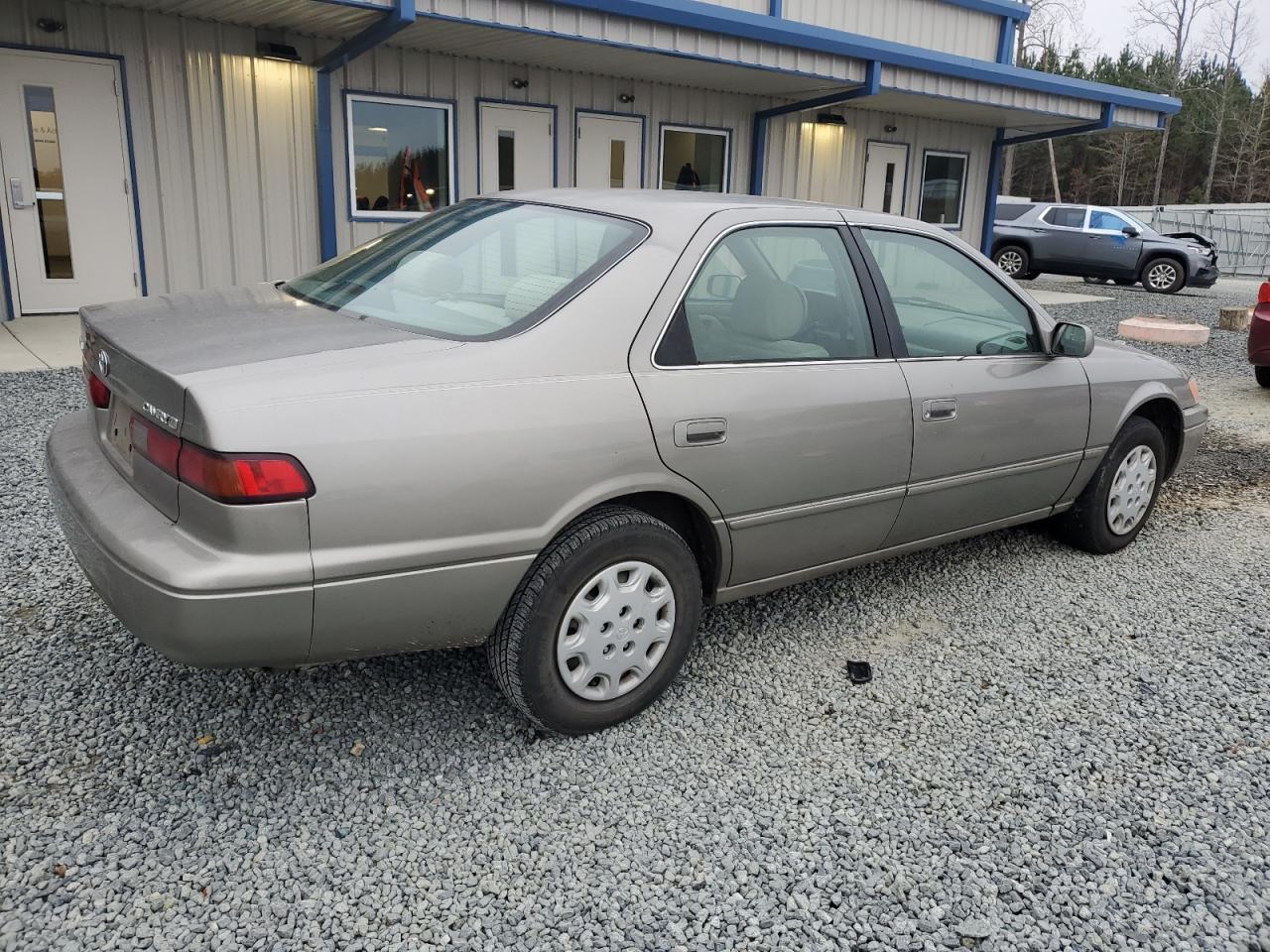 1999 Toyota Camry VIN 4T1BG22KXXU438019 Copart auction photo, side damage thumbnail 3