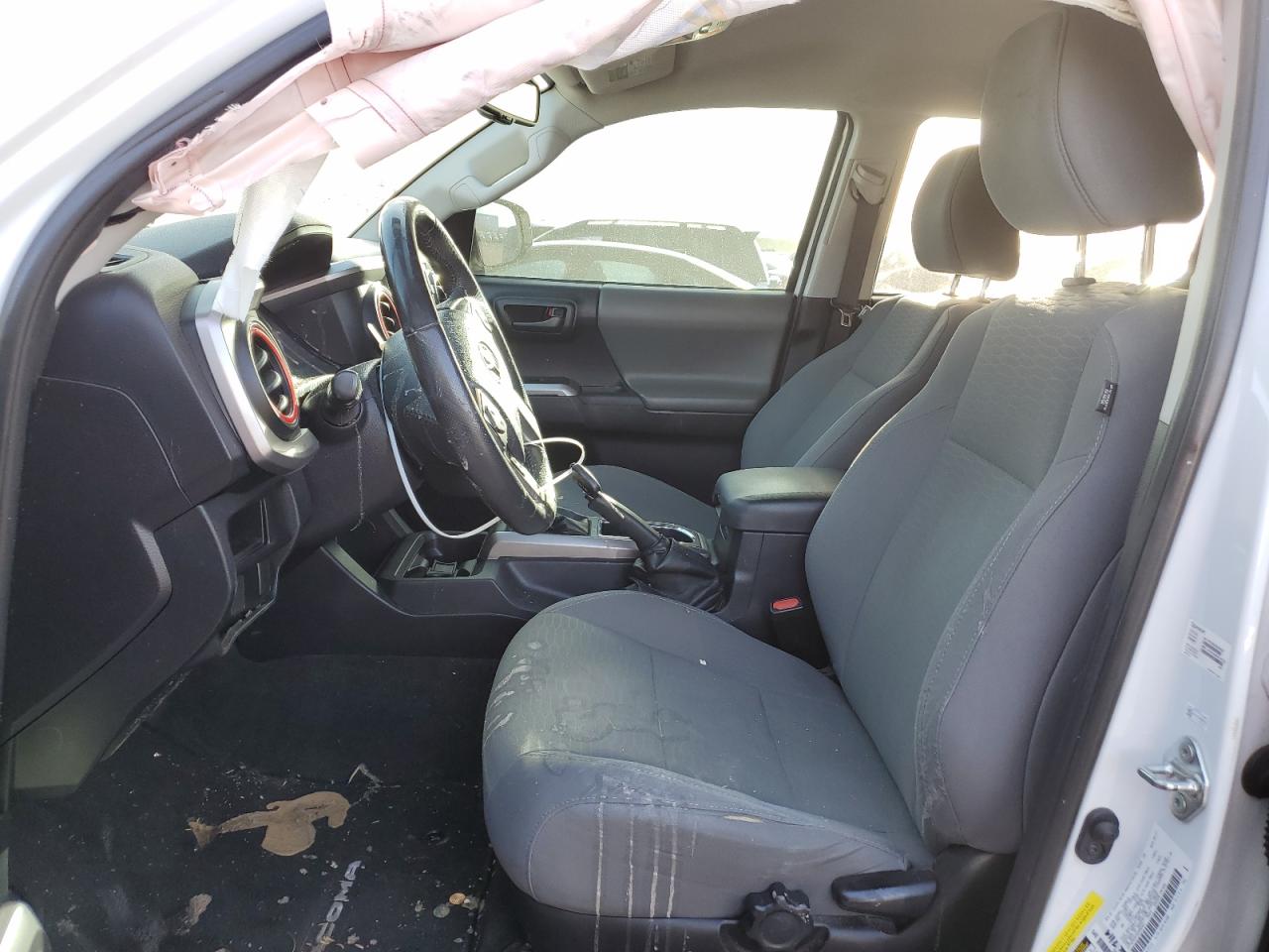 2017 Toyota Tacoma VIN 5TFAZ5CN7HX050363 Copart auction photo, rear end / side damage thumbnail 7