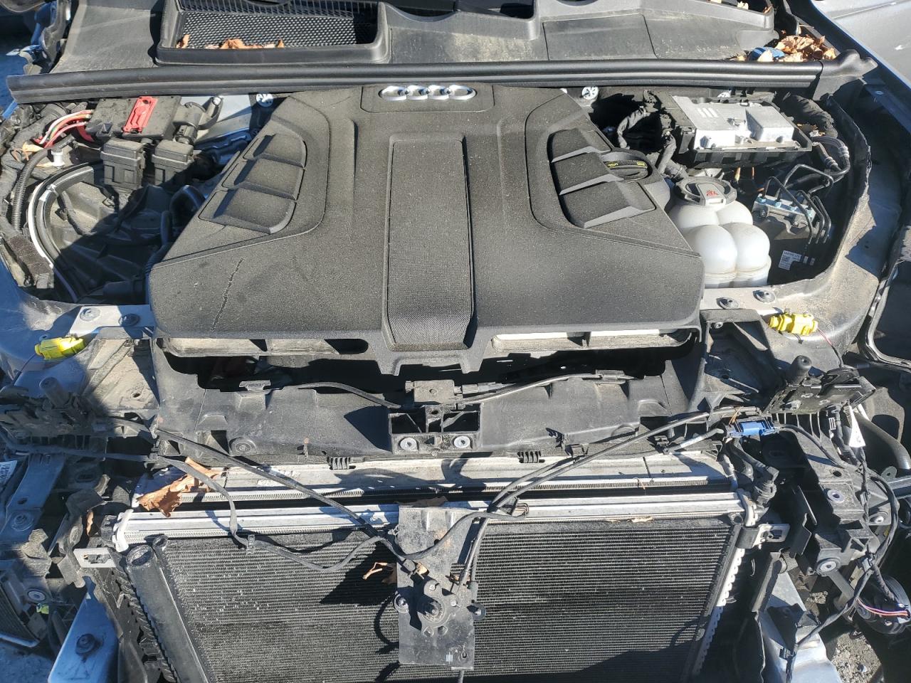 2019 Audi Q7 VIN WA1LAAF7XKD035705 Copart auction photo, front end damage thumbnail 12