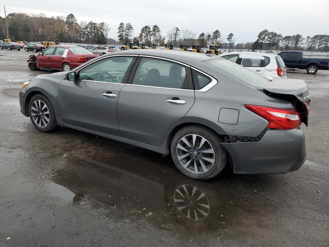 2017 Nissan Altima VIN 1N4AL3AP2HC138177 Copart auction photo, rear end damage thumbnail 2