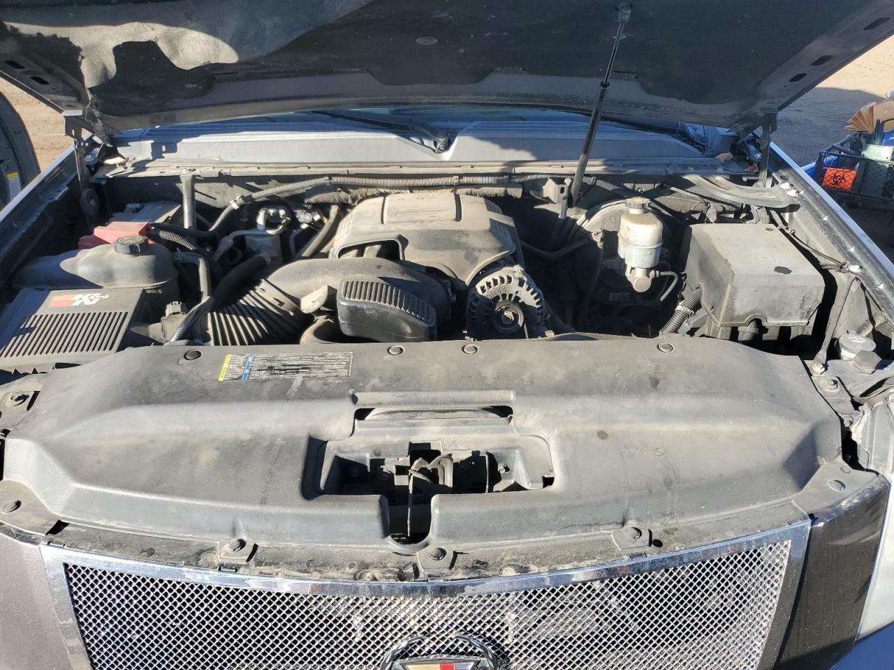 2010 Cadillac Escalade VIN 1GYUKAEF3AR136225 Copart auction photo, hail damage thumbnail 12