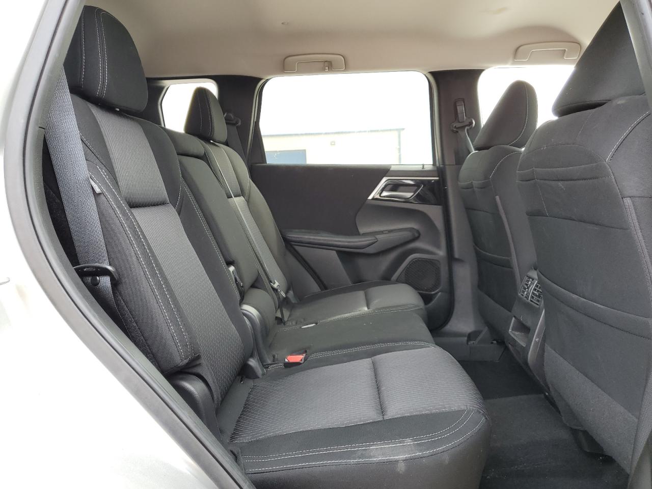 2023 Mitsubishi Outlander VIN JA4J3TA85PZ062124 Copart auction photo, front end / minor dent/scratches damage thumbnail 11