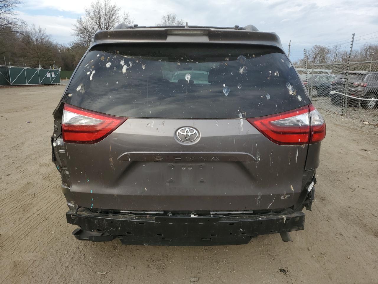 2020 Toyota Sienna VIN 5TDKZ3DC8LS031454 Copart auction photo, all over / rear end damage thumbnail 6