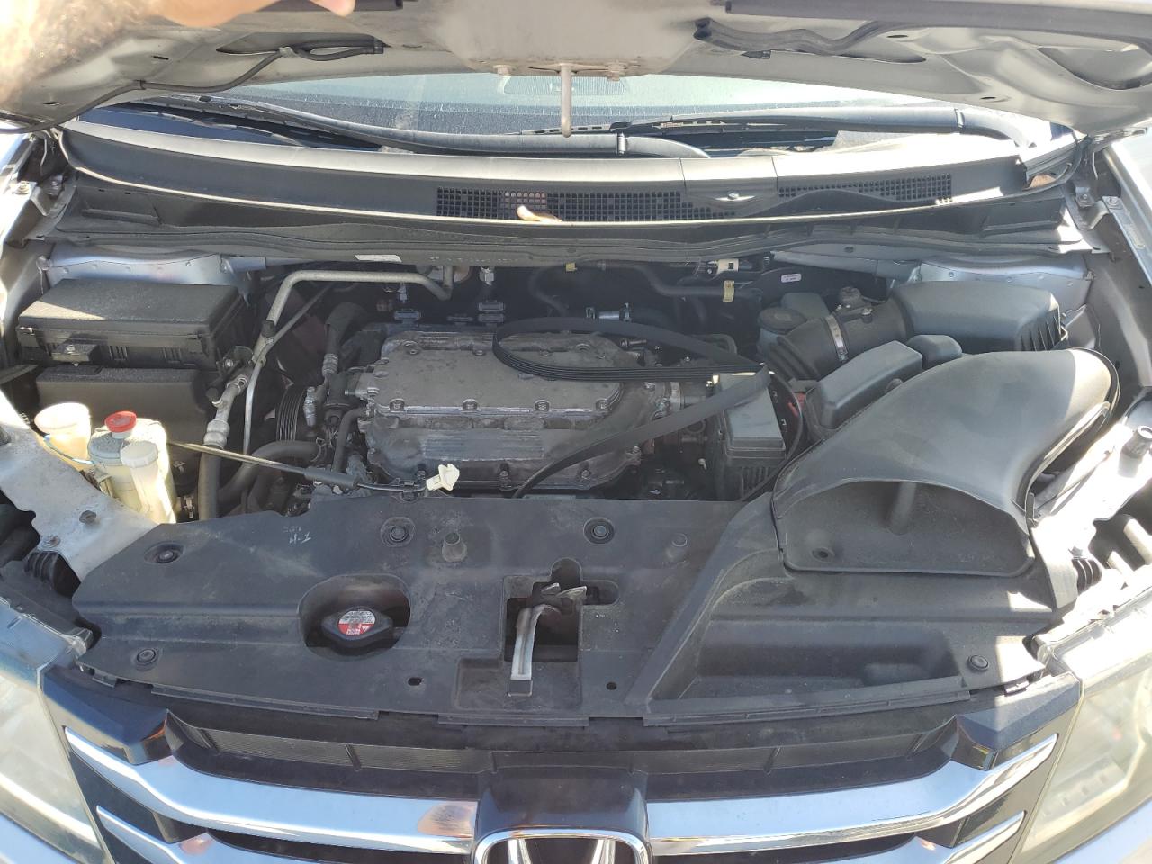 2014 Honda Odyssey VIN 5FNRL5H66EB135691 Copart auction photo, minor dent/scratches damage thumbnail 12