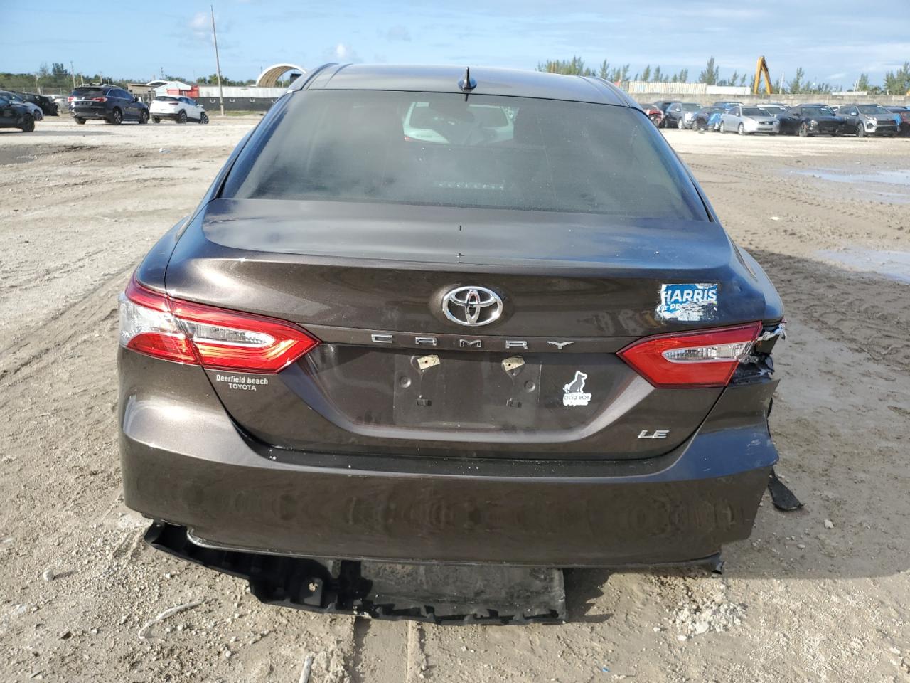 2019 Toyota Camry VIN 4T1B11HK1KU769583 Copart auction photo, rear end / side damage thumbnail 6