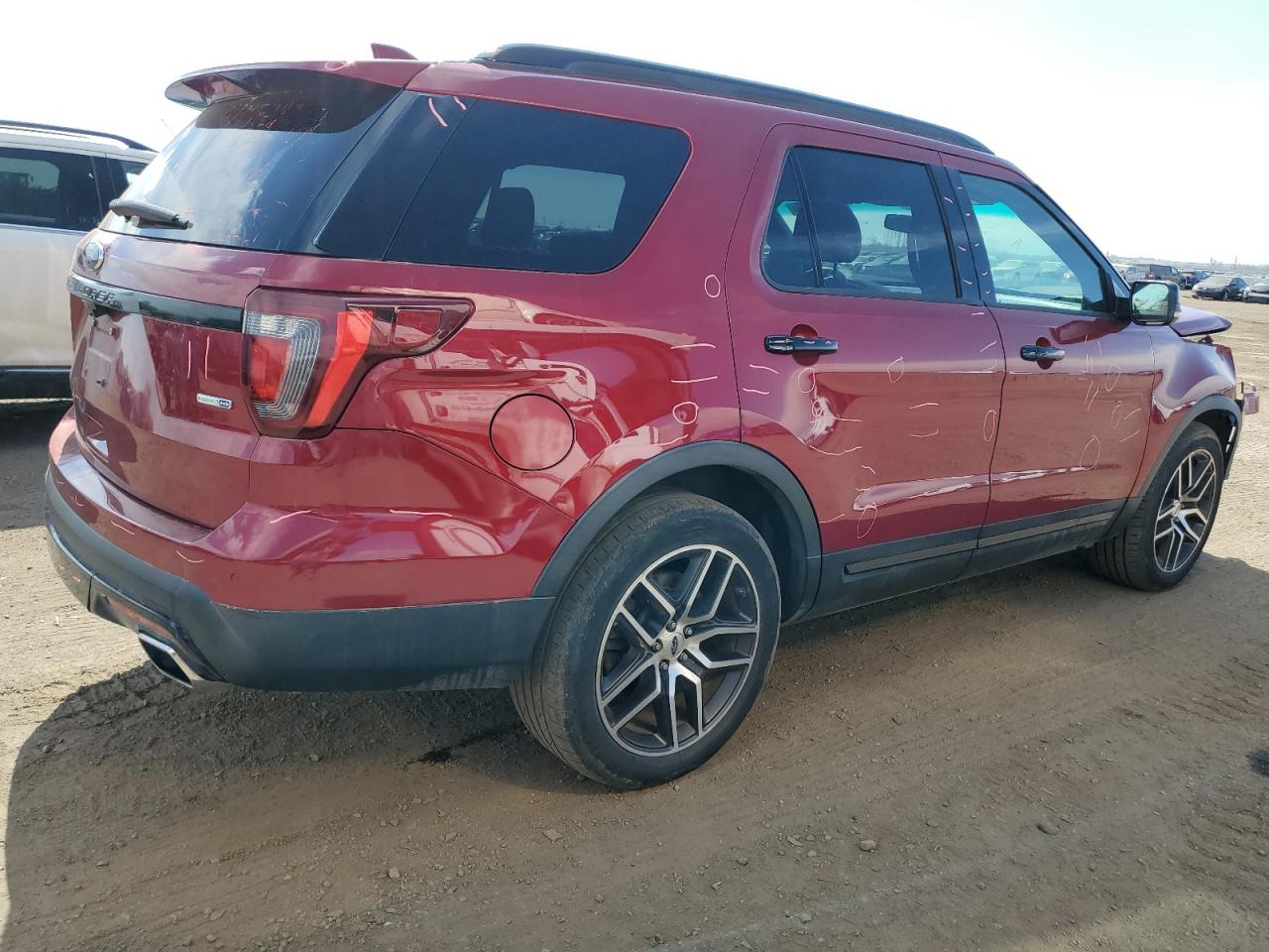 2016 Ford Explorer VIN 1FM5K8GT2GGC22308 Copart auction photo, front end / all over damage thumbnail 3