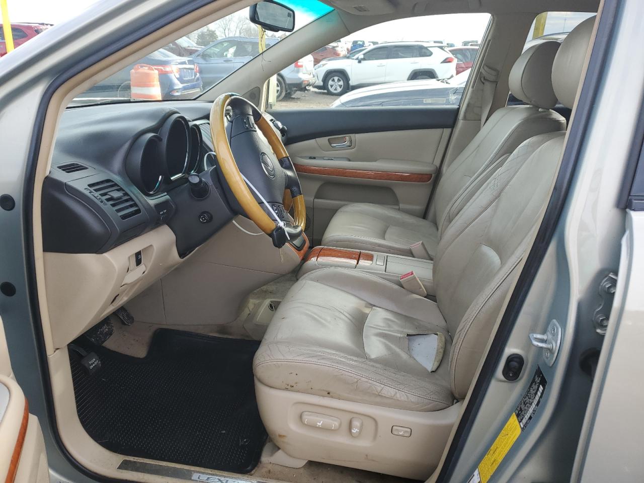 2007 Lexus RX VIN JTJHW31U572020373 Copart auction photo, front end / minor dent/scratches damage thumbnail 7