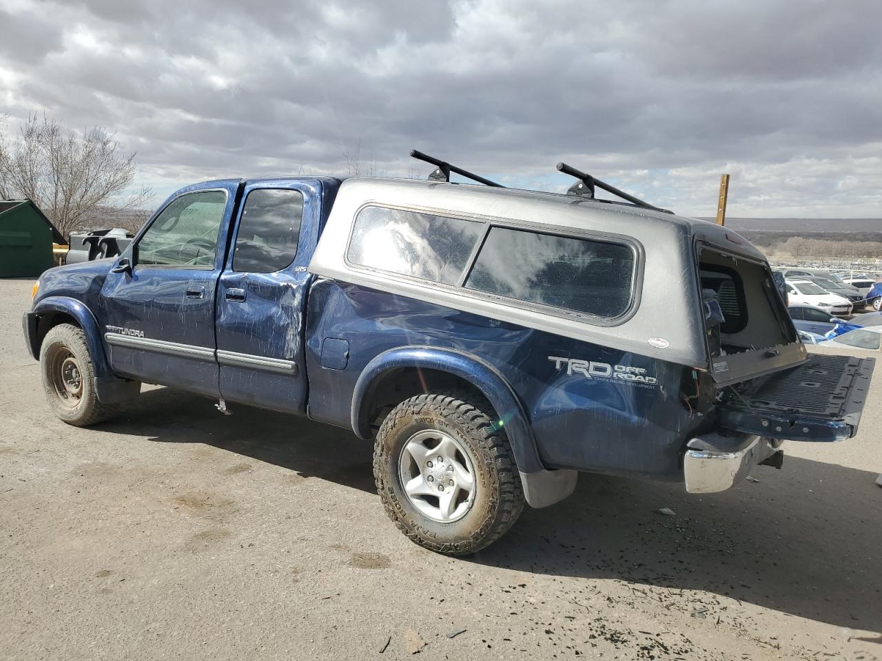 2004 Toyota Tundra VIN 5TBBT44124S447418 Copart auction photo, rollover damage thumbnail 2