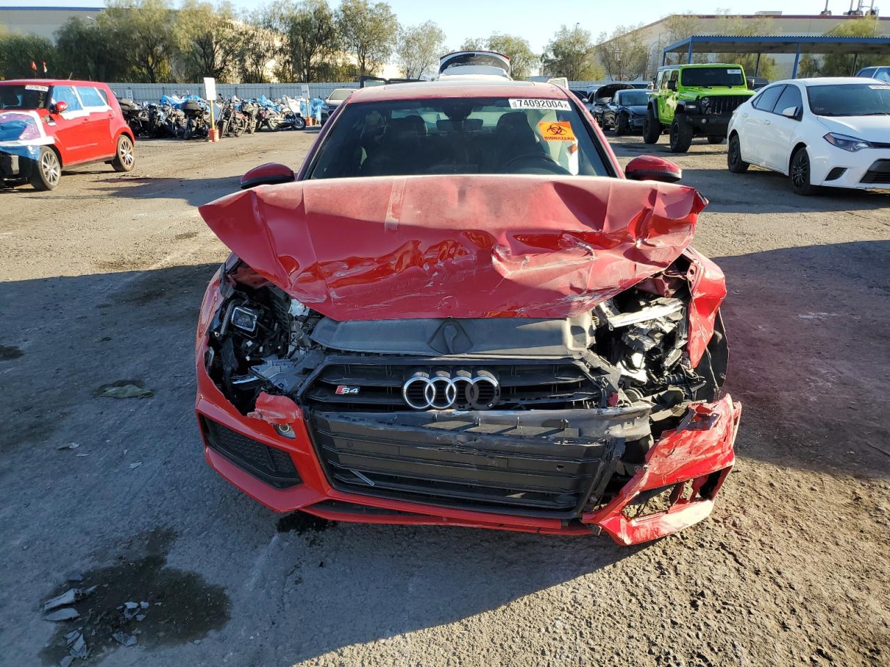 2018 Audi RS4 VIN WAUB4AF45JA164320 Copart auction photo, front end damage thumbnail 5