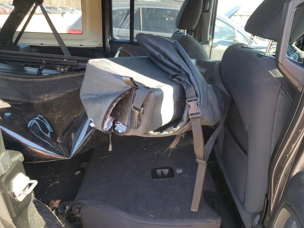 2020 Jeep Wrangler VIN 1C4HJXDGXLW103038 Copart auction photo, all over damage thumbnail 11