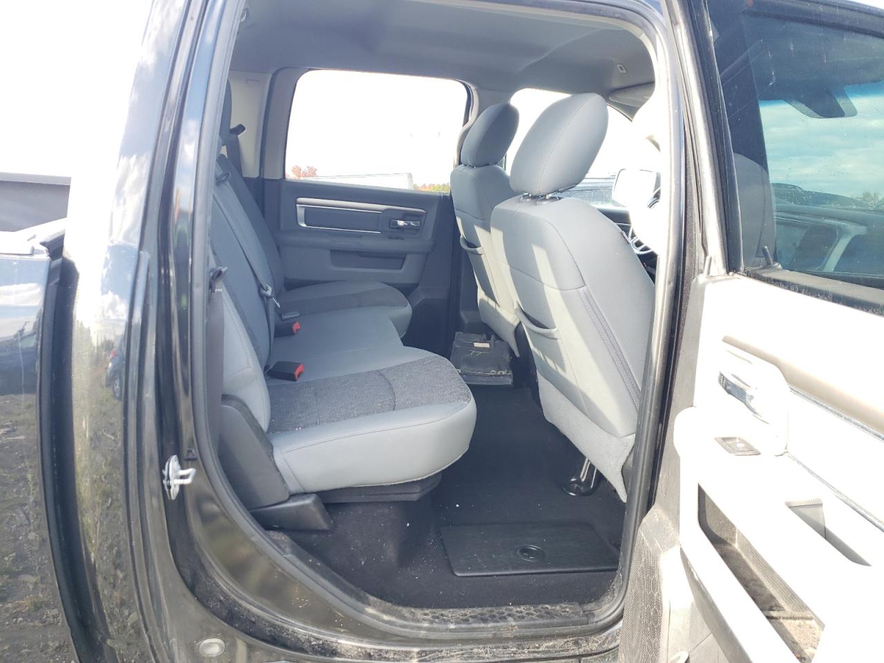 2018 RAM 1500 VIN 1C6RR7TM4JS283486 Copart auction photo, front end / side damage thumbnail 10