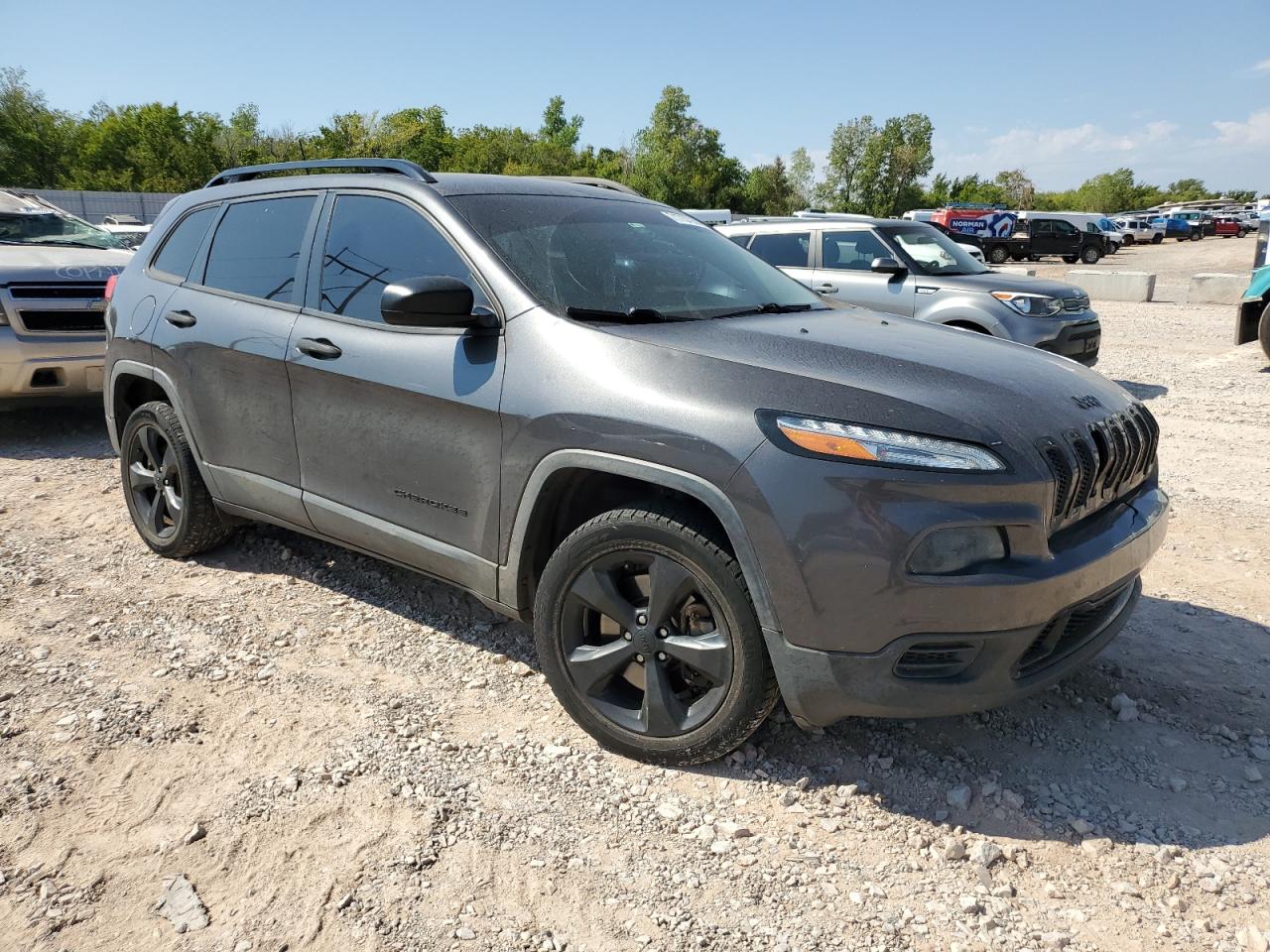 2017 Jeep Grand Cherokee VIN 1C4PJMAB6HW546815 Copart auction photo, hail / minor dent/scratches damage thumbnail 4