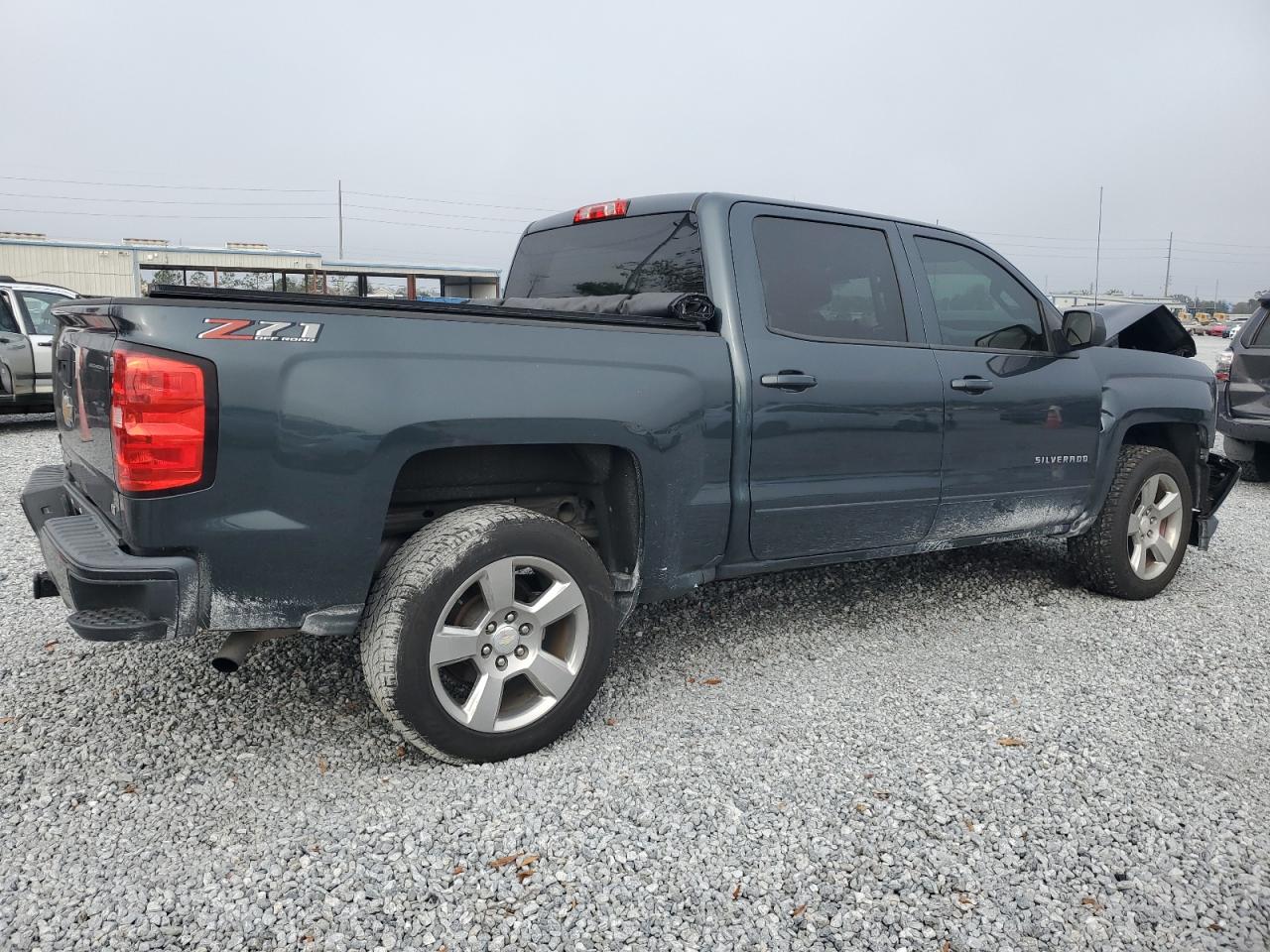 2018 Chevrolet Silverado VIN 3GCUKREC9JG258243 Copart auction photo, front end damage thumbnail 3
