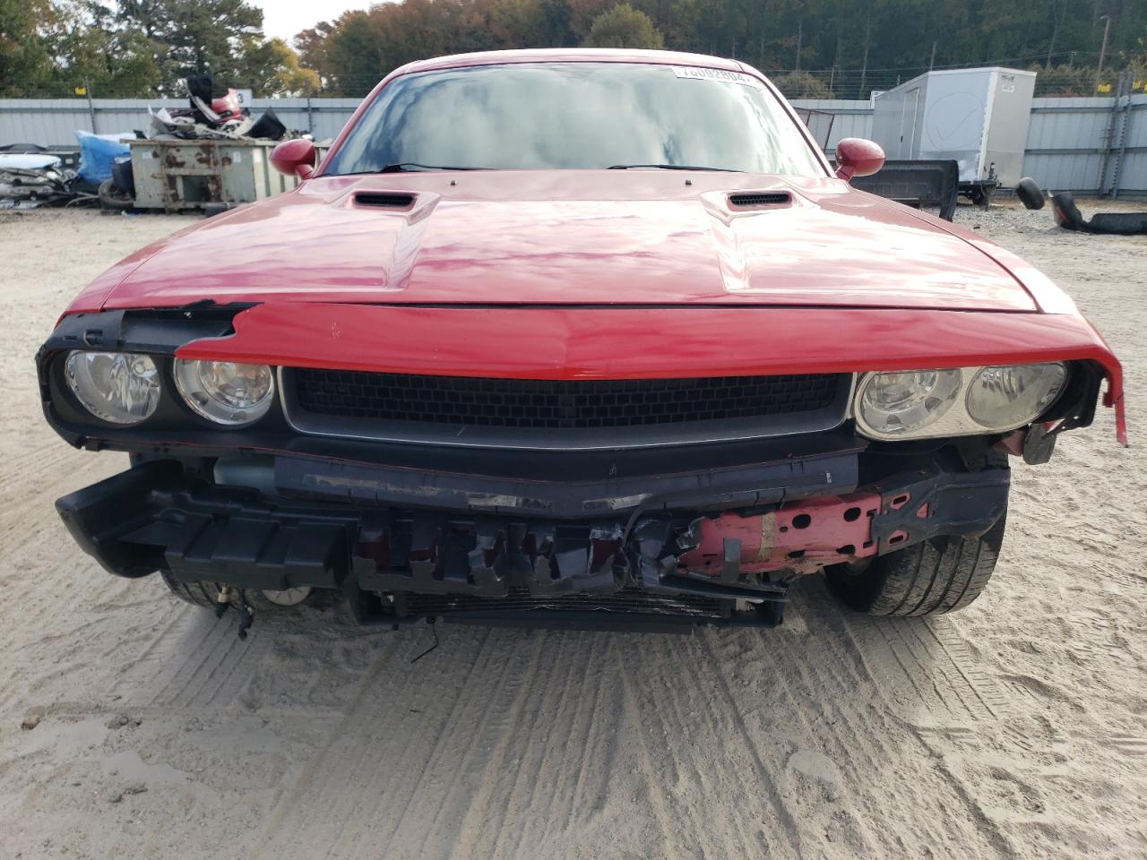 2011 Dodge Challenger VIN 2B3CJ4DG1BH575068 Copart auction photo, front end / minor dent/scratches damage thumbnail 5