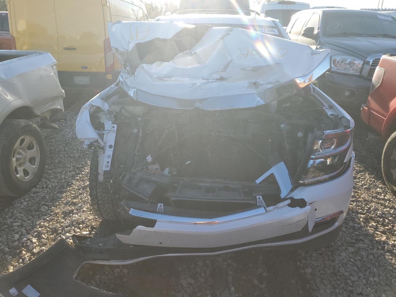 2019 Chevrolet Tahoe VIN 1GNSKCKJXKR220620 Copart auction photo, front end / minor dent/scratches damage thumbnail 5
