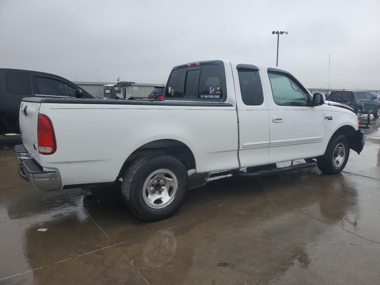 1999 Ford F-150 VIN 1FTZX1726XNB93459 Copart auction photo, front end damage thumbnail 3