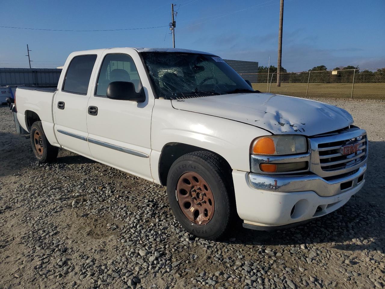 2006 GMC Sierra VIN 2GTEC13Z361310136 Copart auction photo, front end / top/roof damage thumbnail 4