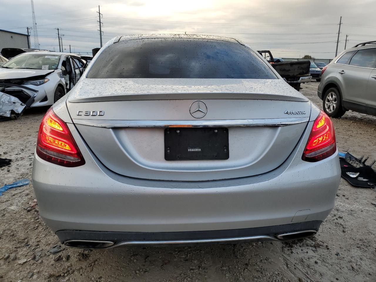 2016 Mercedes-Benz C-klasse VIN 55SWF4KB8GU113395 Copart auction photo, front end / mechanical damage thumbnail 6