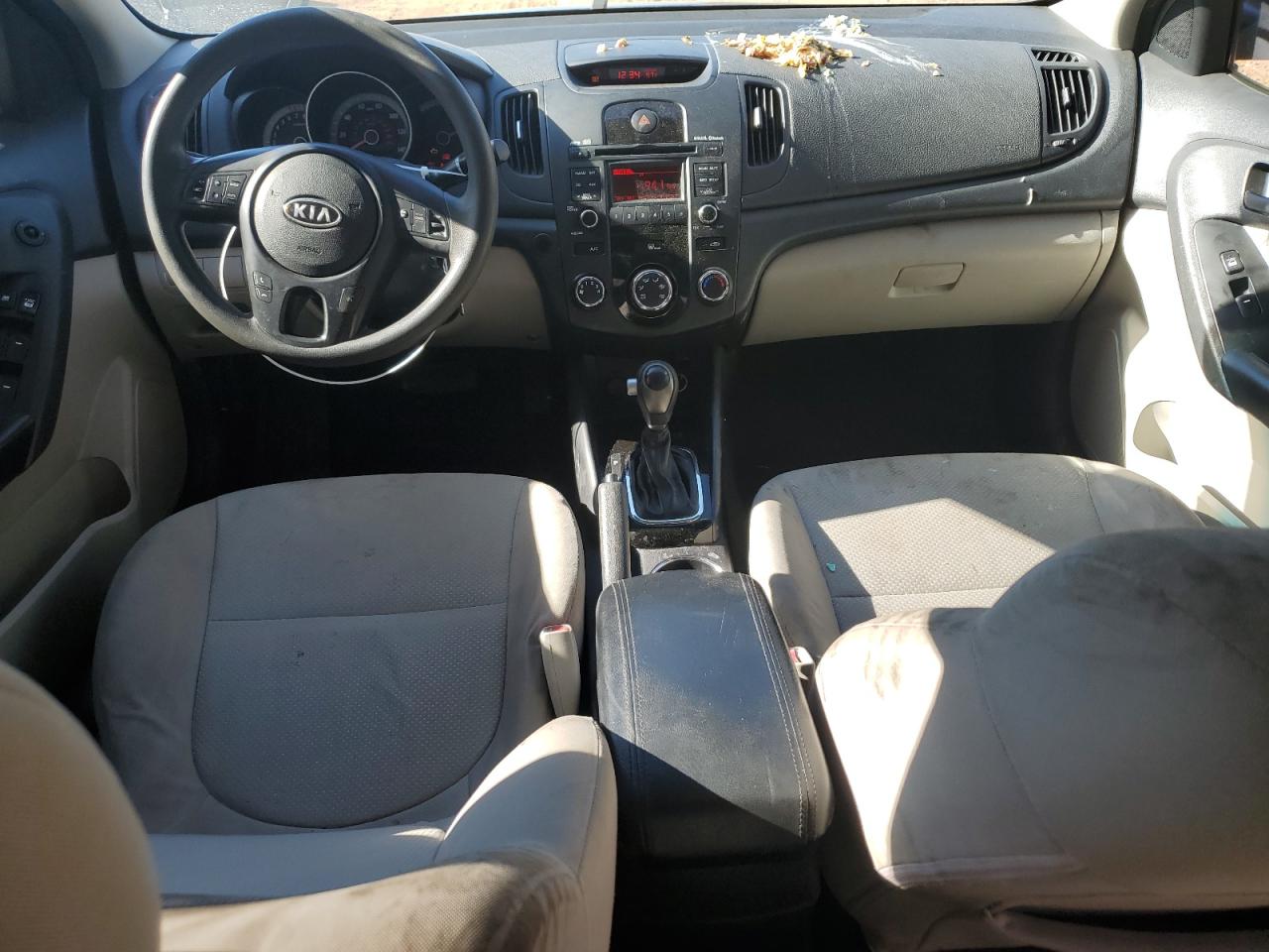 2011 KIA Forte VIN KNAFU4A2XB5889382 Copart auction photo, all over damage thumbnail 8