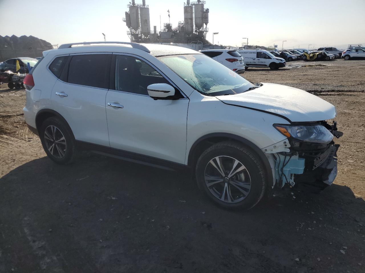 2020 Nissan Rogue VIN 5N1AT2MT8LC798659 Copart auction photo, front end damage thumbnail 4