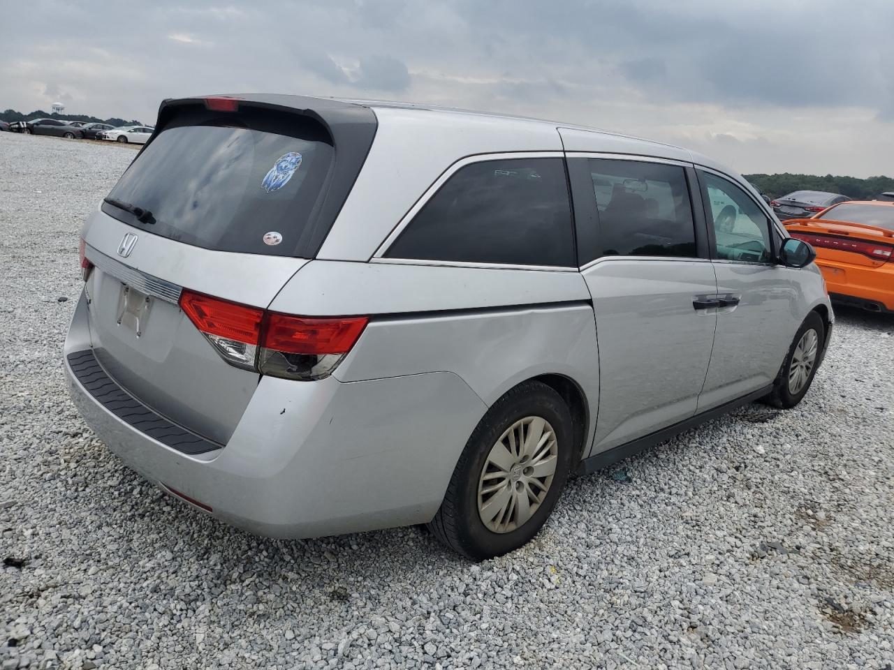 2014 Honda Odyssey VIN 5FNRL5H2XEB054917 Copart auction photo, front end / minor dent/scratches damage thumbnail 3