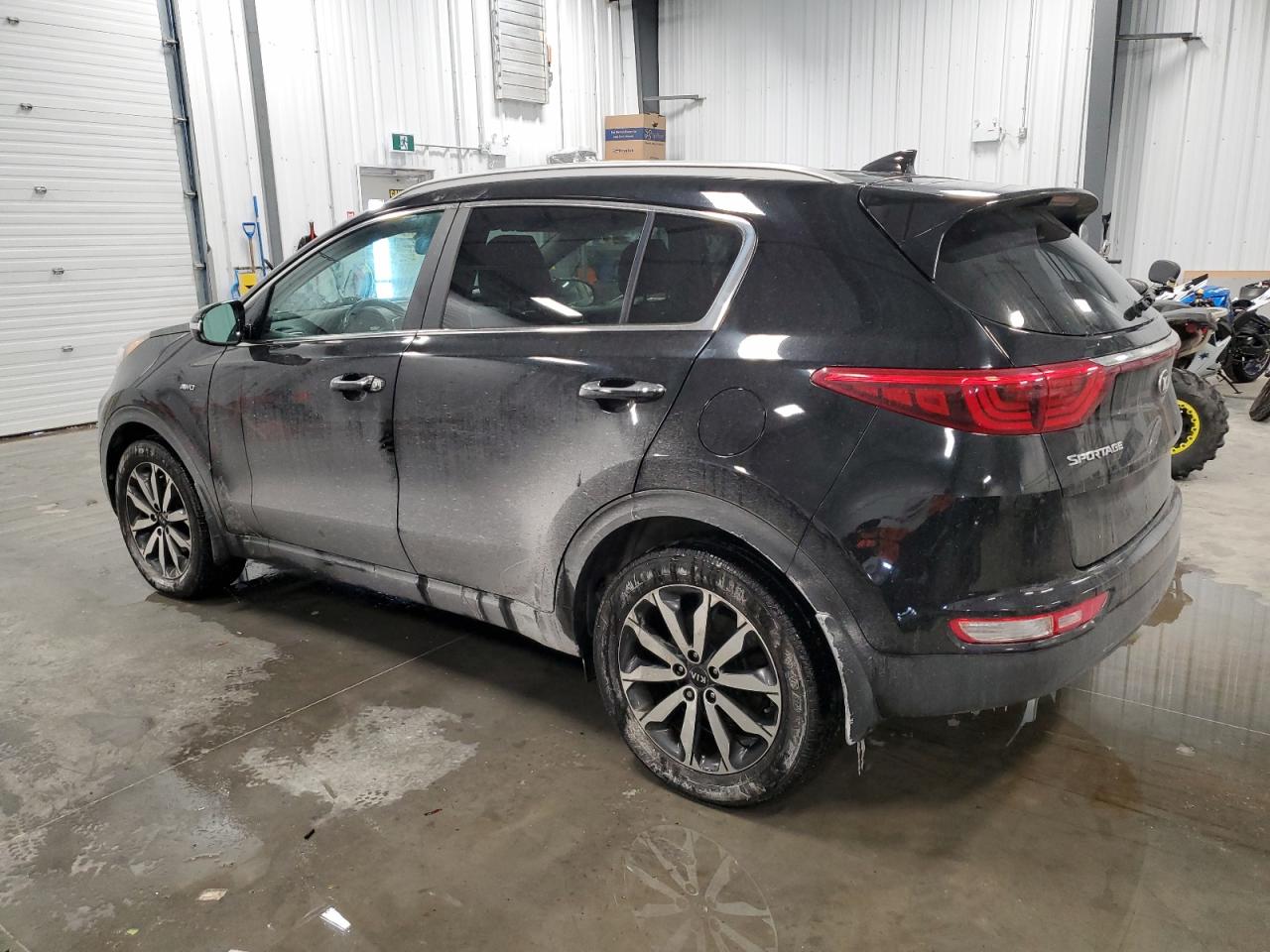 2018 KIA Sportage VIN KNDPNCAC5J7414488 Copart auction photo, minor dent/scratches / normal wear damage thumbnail 2