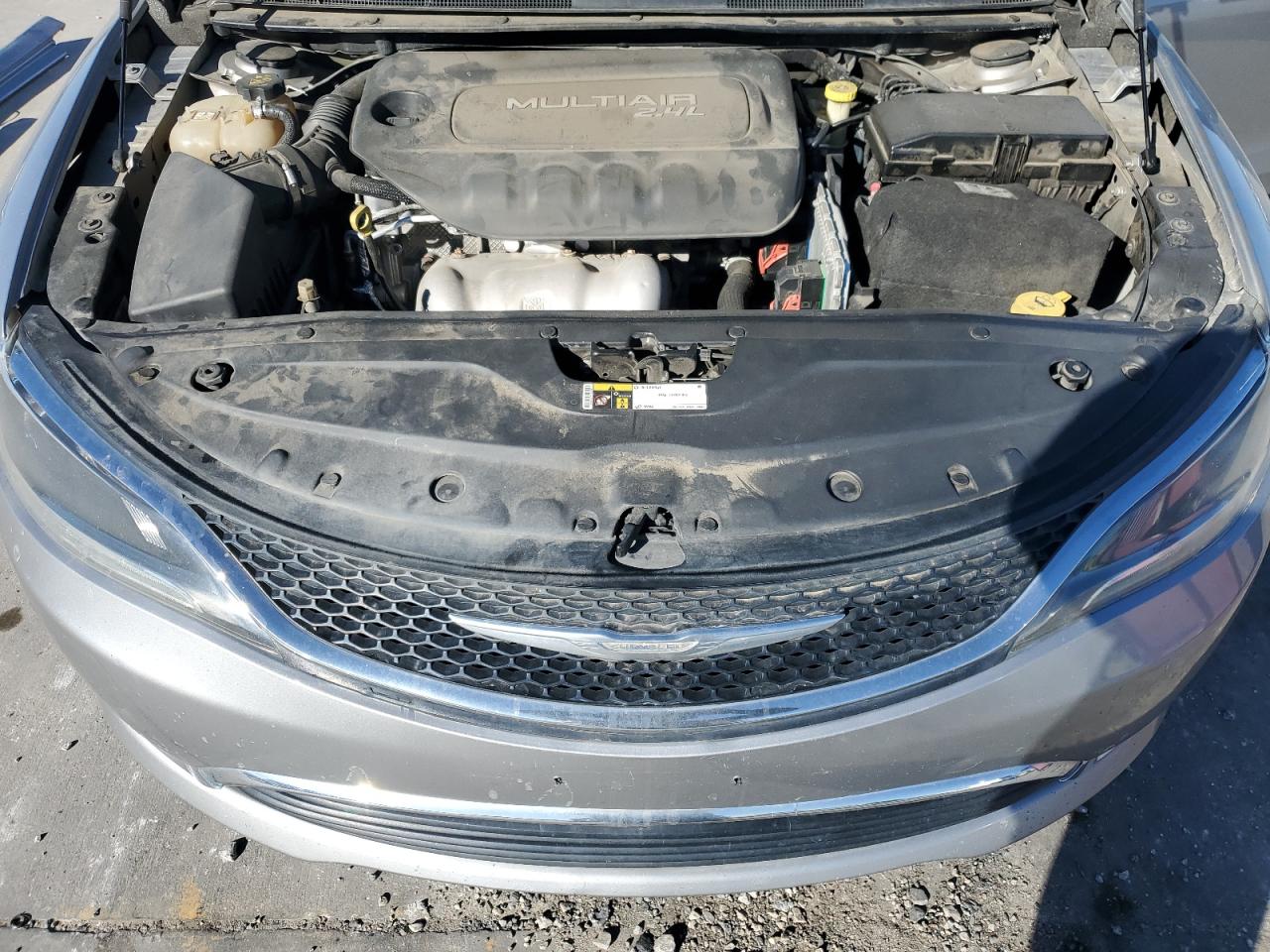 2016 Chrysler 200 VIN 1C3CCCAB2GN154801 Copart auction photo, side / minor dent/scratches damage thumbnail 11