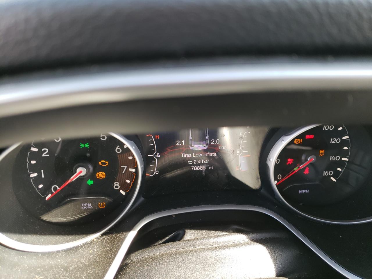 2018 Jeep Compass VIN 3C4NJDBB9JT398354 Copart auction photo, front end damage thumbnail 9