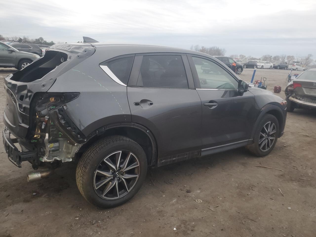 2018 Mazda CX-5 VIN JM3KFBCM4J0328662 Copart auction photo, rear end / minor dent/scratches damage thumbnail 3