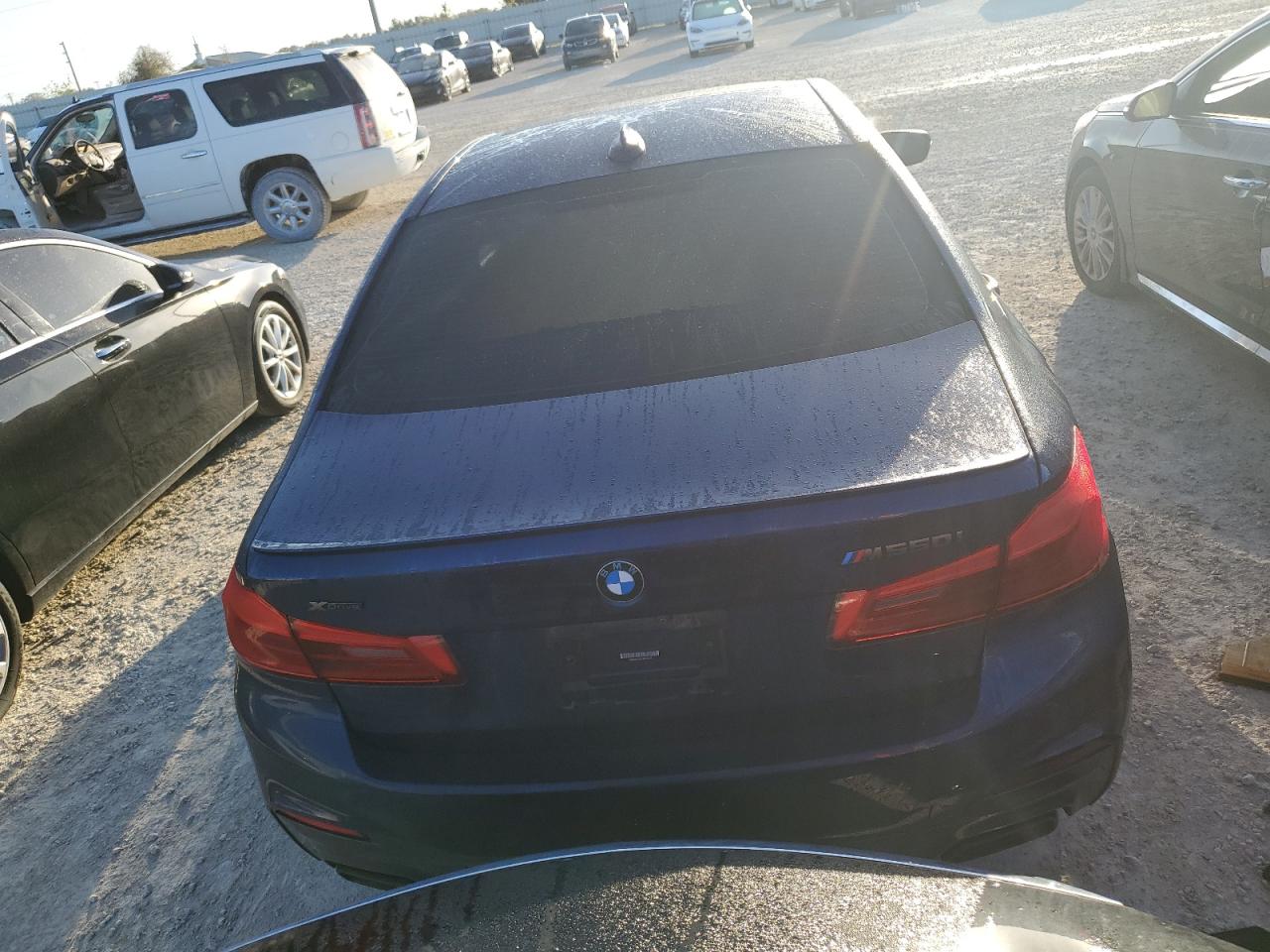 2019 BMW M5 VIN WBAJB9C57KB464224 Copart auction photo, water/flood / minor dent/scratches damage thumbnail 6
