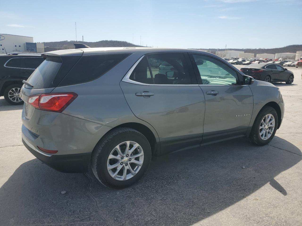 2018 Chevrolet Equinox VIN 3GNAXJEV8JL112938 Copart auction photo, mechanical / front end damage thumbnail 3