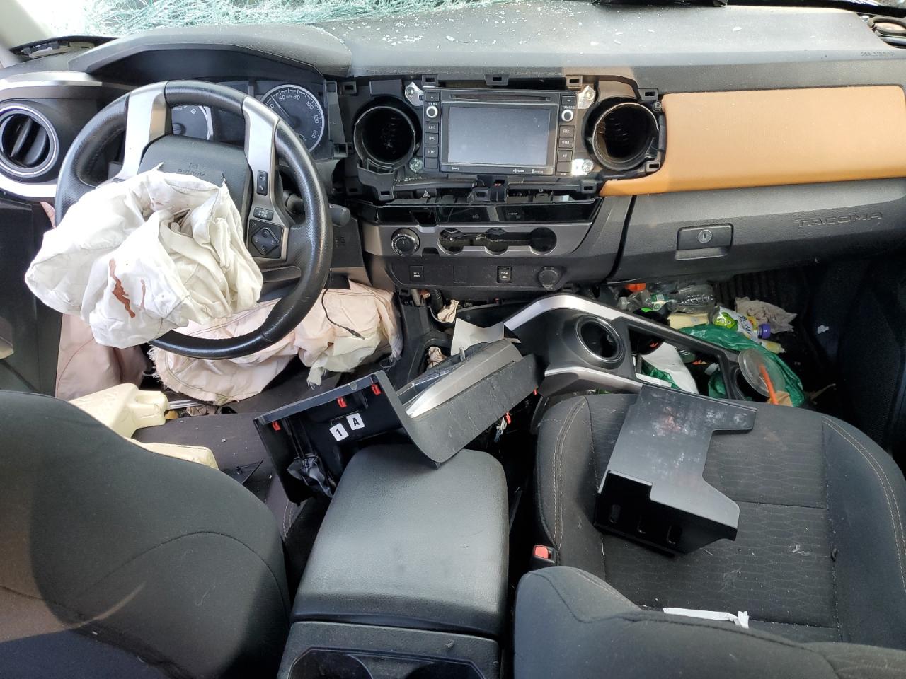 2017 Toyota Tacoma VIN 3TMCZ5AN2HM049574 Copart auction photo, front end / side damage thumbnail 8
