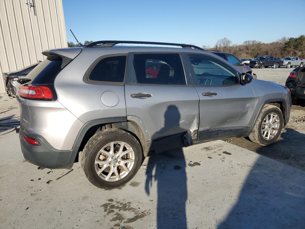 2016 Jeep Grand Cherokee VIN 1C4PJLAB8GW329999 Copart auction photo, side damage thumbnail 3