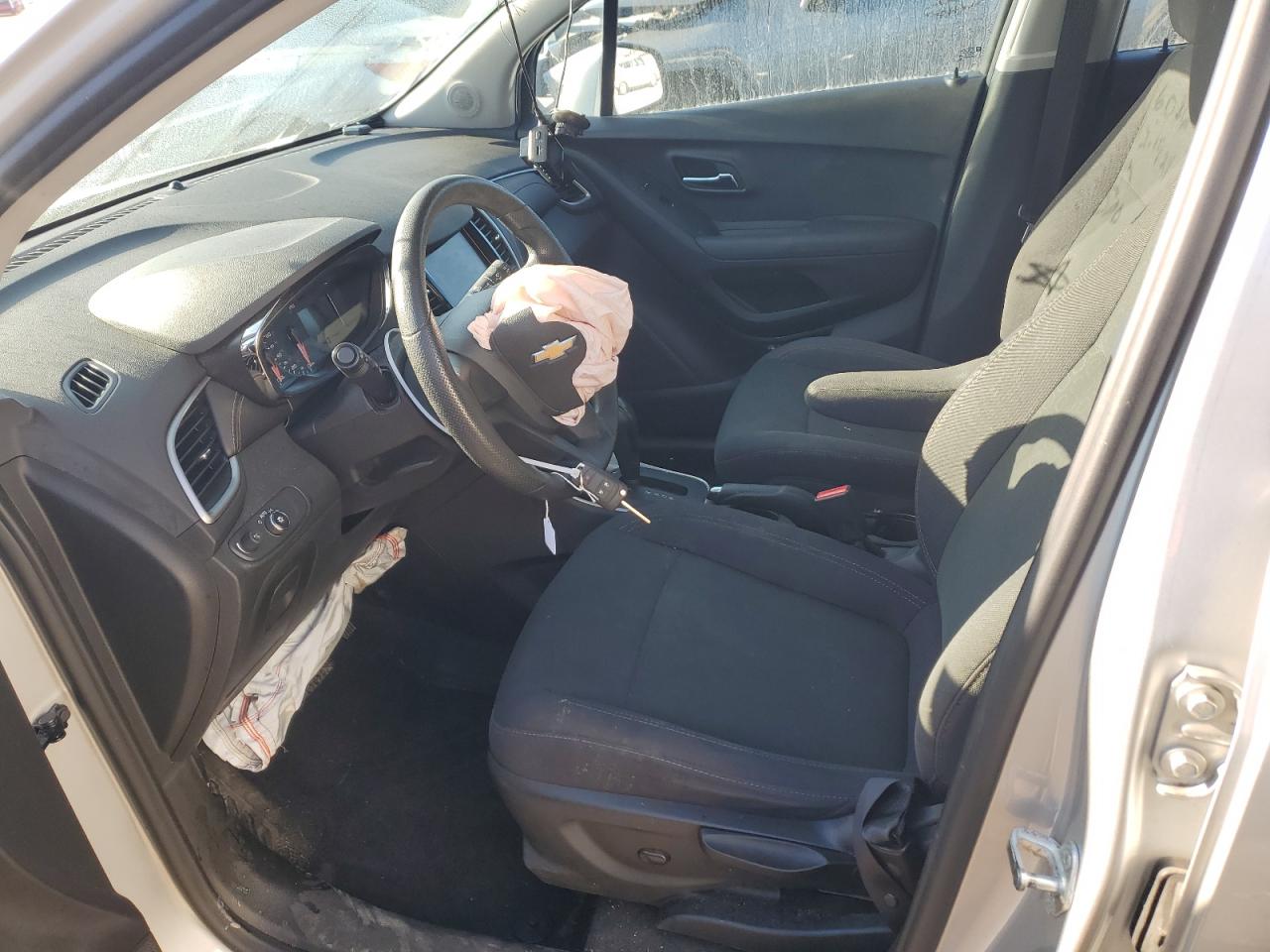 2018 Chevrolet Trax VIN 3GNCJKSBXJL416086 Copart auction photo, front end damage thumbnail 7