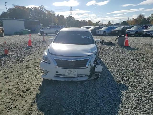 2015 Nissan Altima VIN 1N4AL3AP8FC196369 Copart auction photo, front end / side damage thumbnail 11