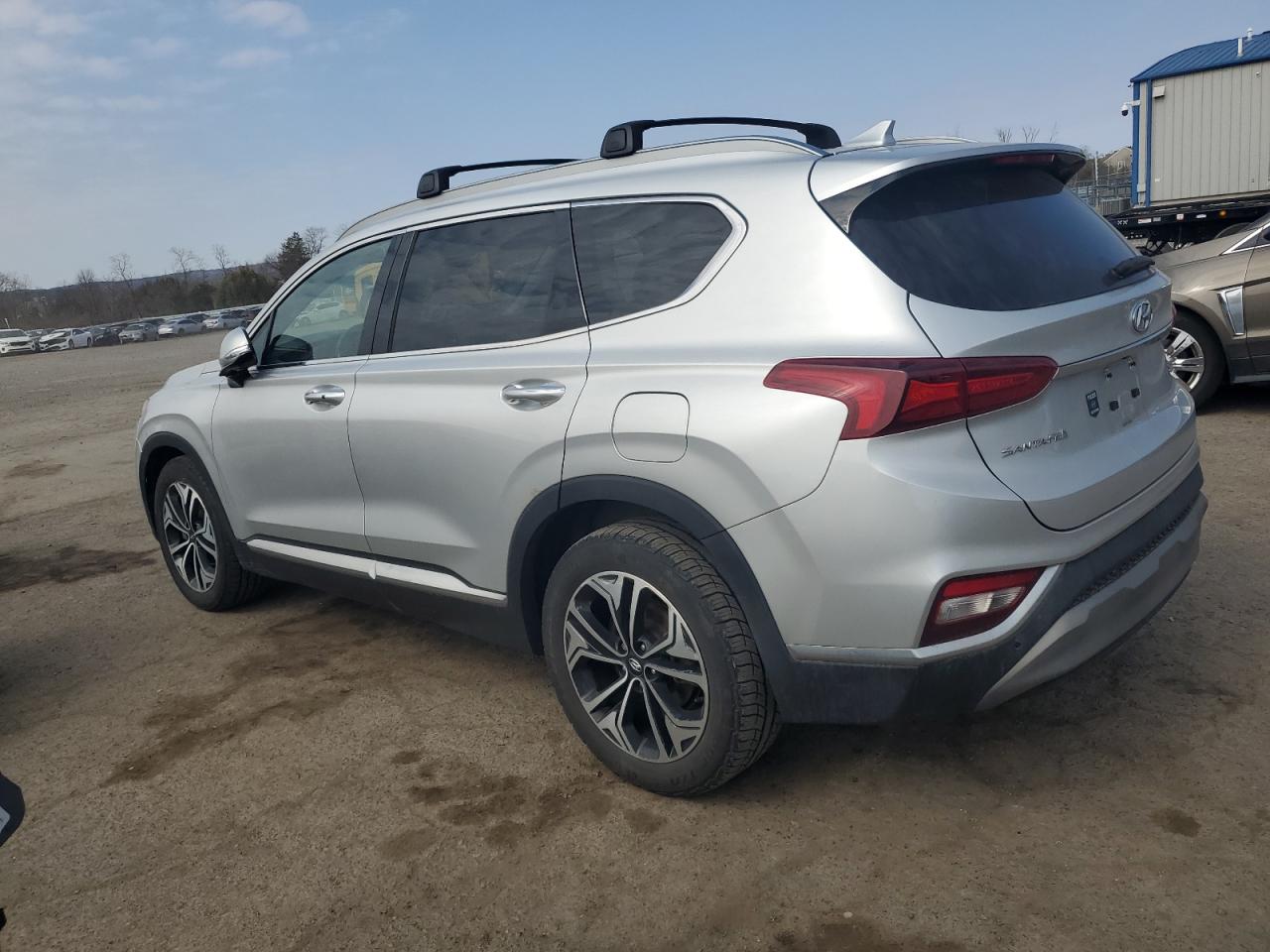 2019 Hyundai Santa Fe VIN 5NMS5CAA9KH021256 Copart auction photo, minor dent/scratches damage thumbnail 2
