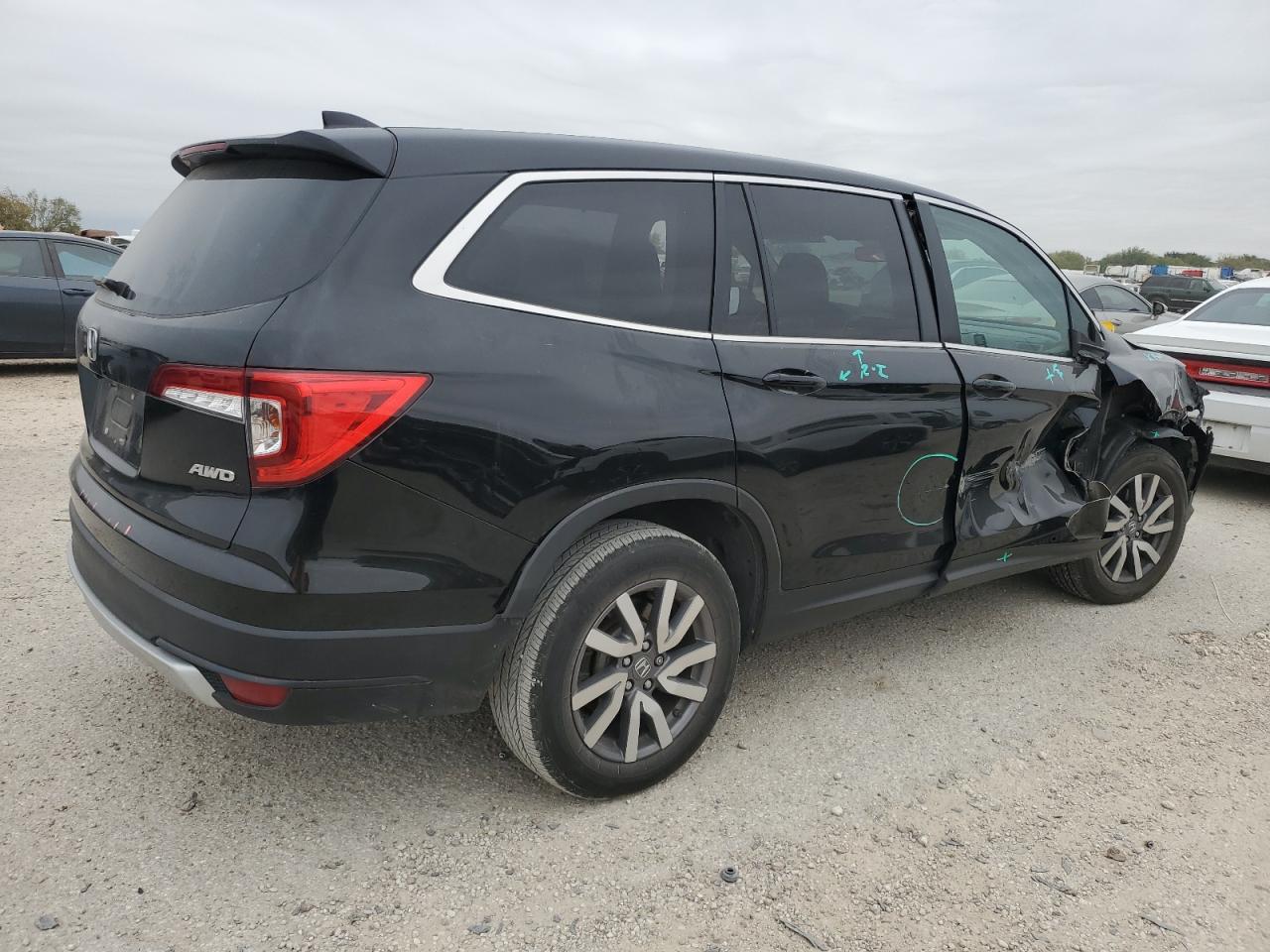 2019 Honda Pilot VIN 5FNYF6H5XKB099953 Copart auction photo, side / front end damage thumbnail 3