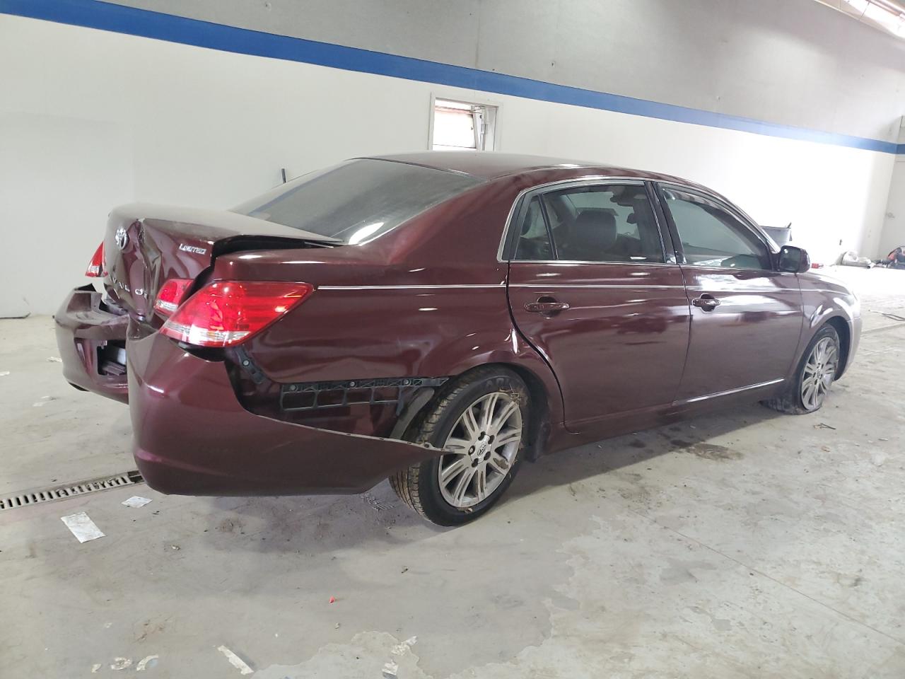 2006 Toyota Avalon VIN 4T1BK36B26U099527 Copart auction photo, side / rear end damage thumbnail 3