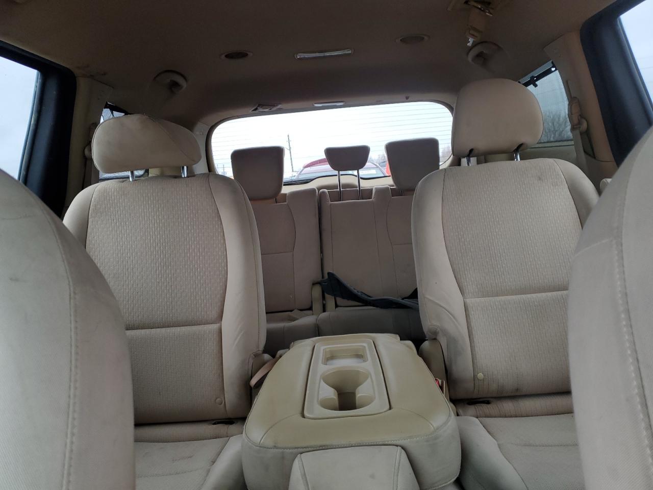 2016 KIA Sedona VIN KNDMB5C17G6085990 Copart auction photo, minor dent/scratches damage thumbnail 10