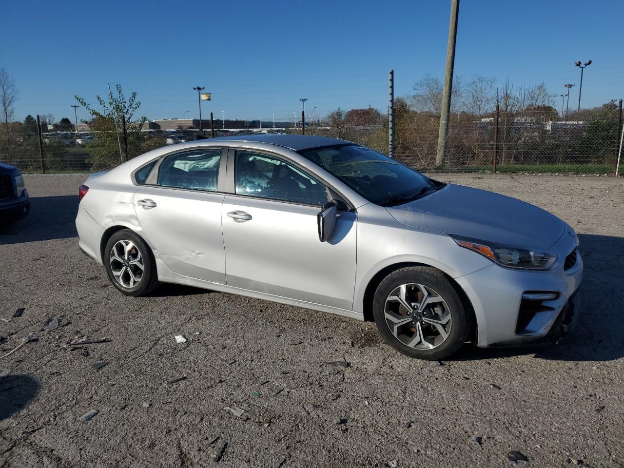 2021 KIA Forte VIN 3KPF24AD8ME264254 Copart auction photo, side / minor dent/scratches damage thumbnail 4