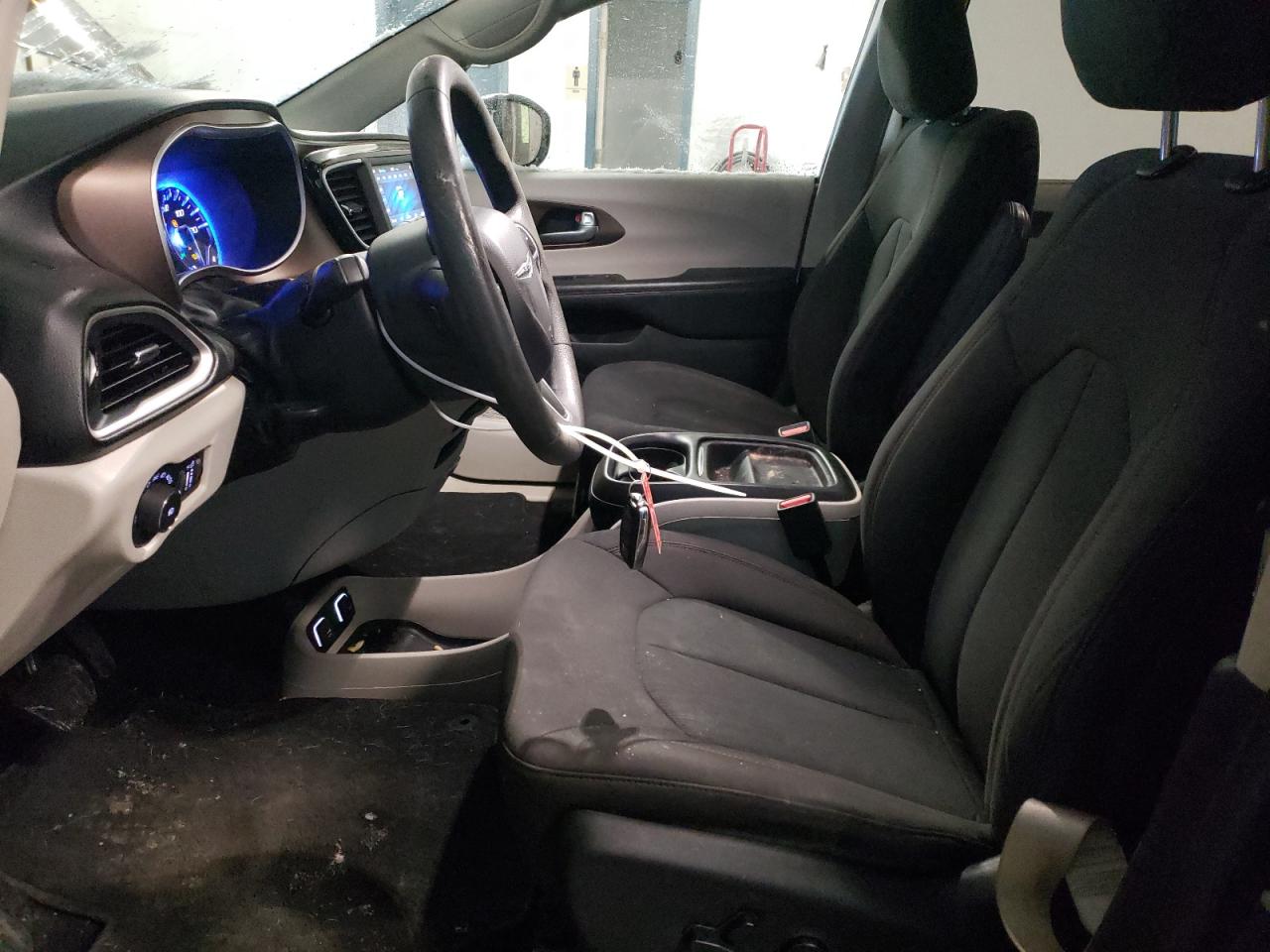 2018 Chrysler Pacifica VIN 2C4RC1FG1JR126058 Copart auction photo, rear end / front end damage thumbnail 7