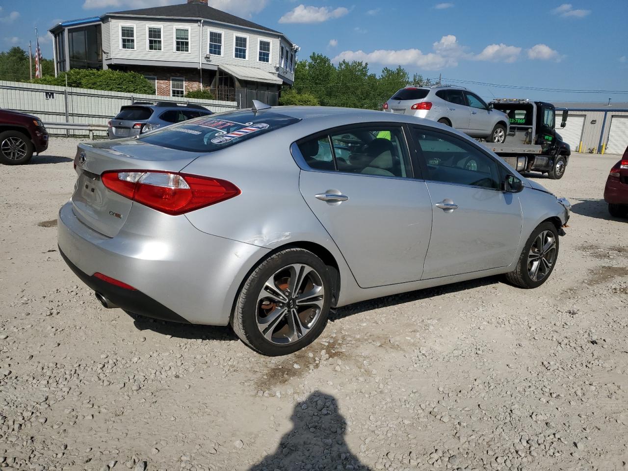 2014 KIA Forte VIN KNAFX4A85E5200185 Copart auction photo, front end / minor dent/scratches damage thumbnail 3